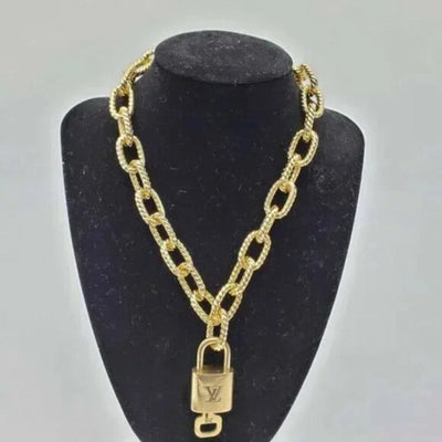 100% Auth Louis Vuitton Lock & Key with Unbranded Gold Plated Chain Necklace - Luxury Cheaper LLC