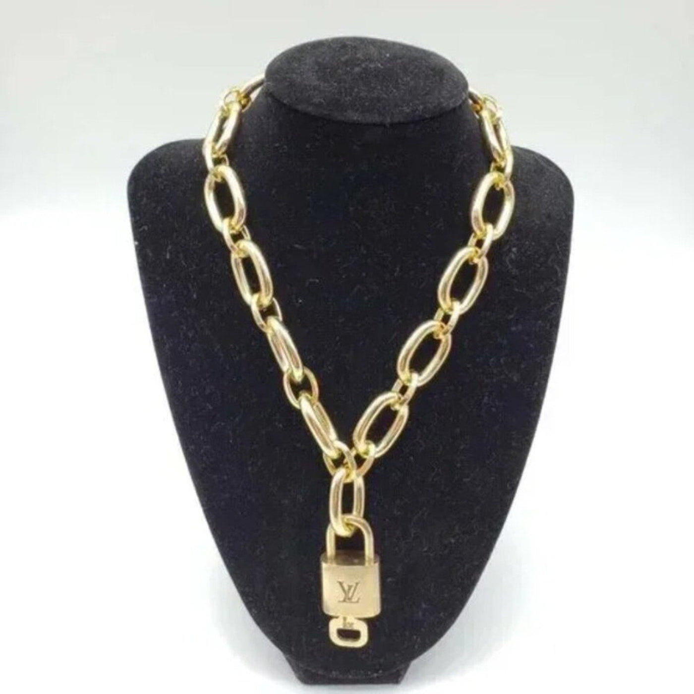 100% Auth Louis Vuitton Lock & Key with Unbranded Gold Plated Chain Necklace - Luxury Cheaper LLC