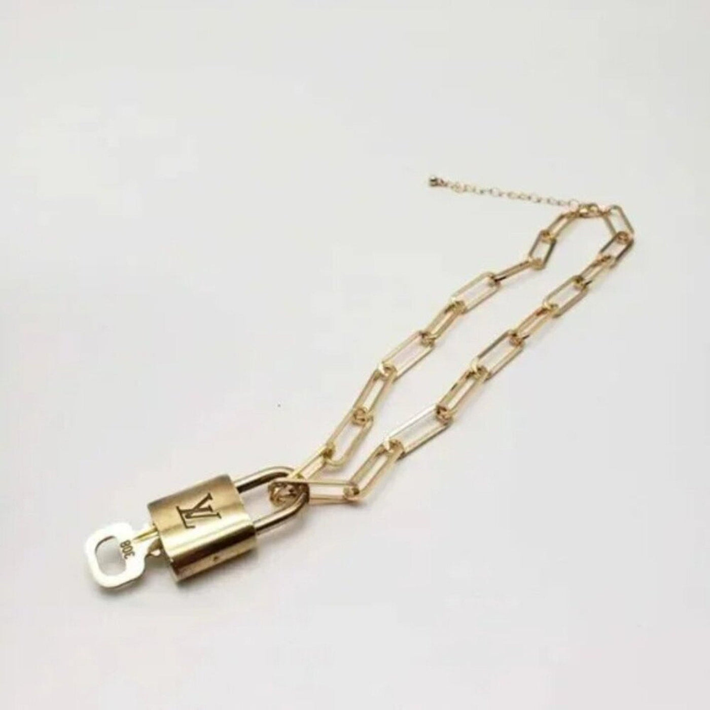 100% Auth Louis Vuitton Lock & Key with Unbranded Gold Plated Chain Necklace - Luxury Cheaper LLC