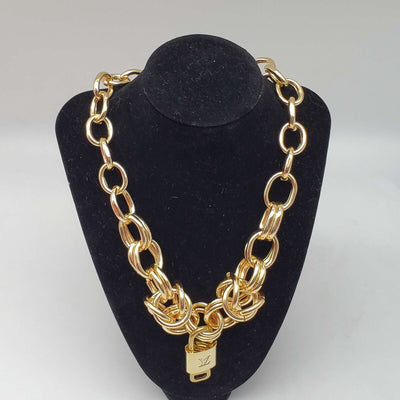 100% Auth Louis Vuitton Lock & Key with Unbranded Gold Plated Chain Necklace - Luxury Cheaper LLC