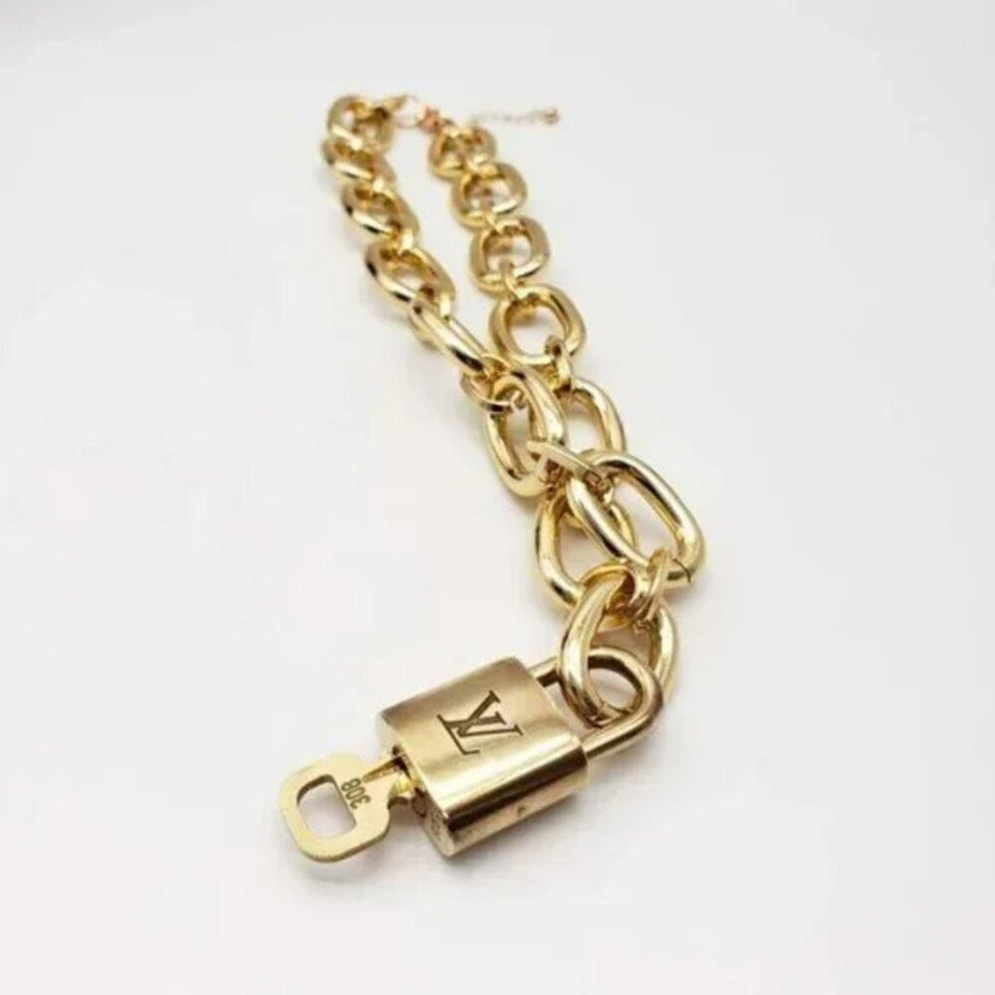 100% Auth Louis Vuitton Lock & Key with Unbranded Gold Plated Chain Necklace - Luxury Cheaper LLC