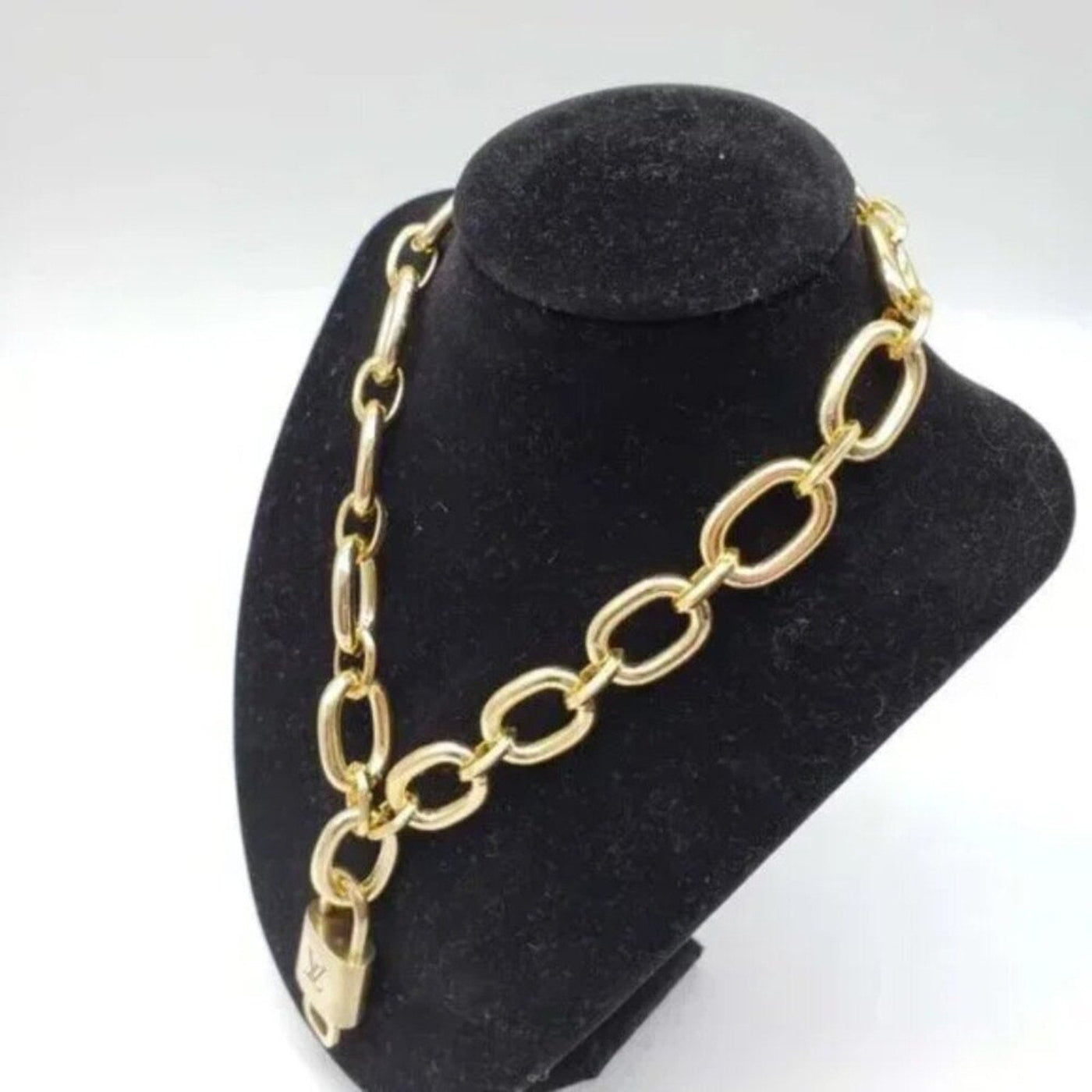 100% Auth Louis Vuitton Lock & Key with Unbranded Gold Plated Chain Necklace - Luxury Cheaper LLC