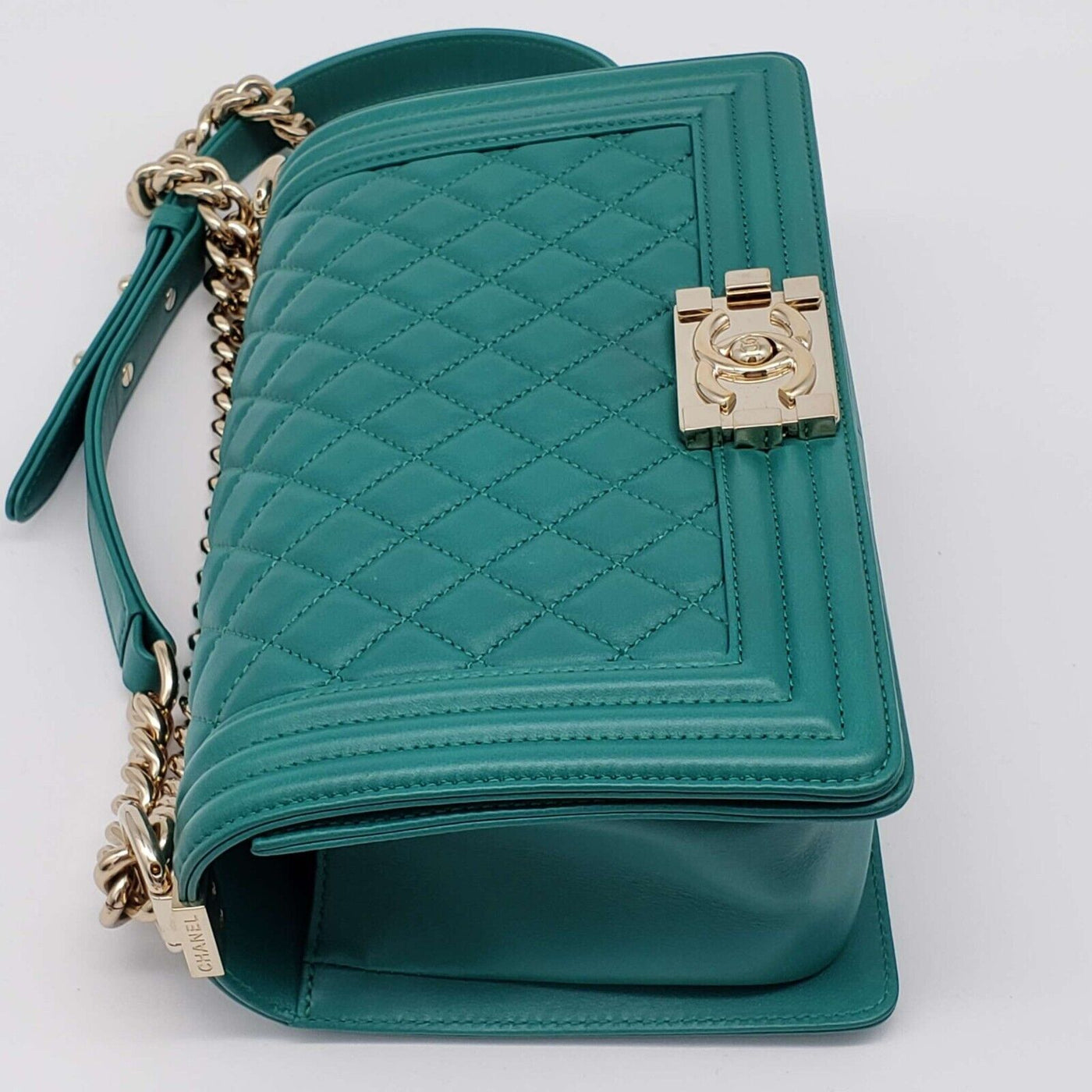 100% Authentic CHANEL Boy Green Leather Shoulder Bag 2650 - 080524 - Luxury Cheaper LLC