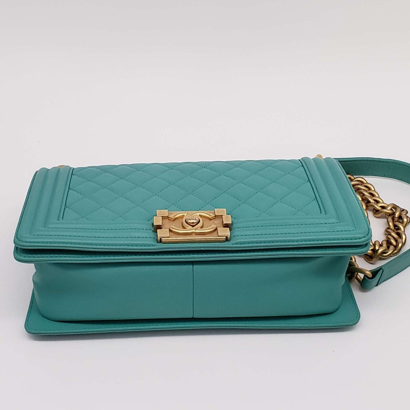 100% Authentic CHANEL Boy Green Leather Shoulder Bag 2650 - 080524 - Luxury Cheaper LLC