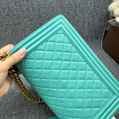 100% Authentic CHANEL Boy Green Leather Shoulder Bag - Luxury Cheaper LLC