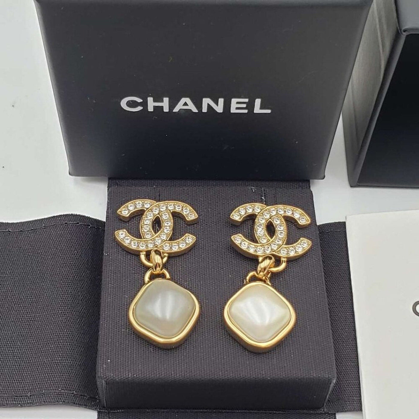 100% Authentic CHANEL Brand New Earrings - Luxury Cheaper LLC