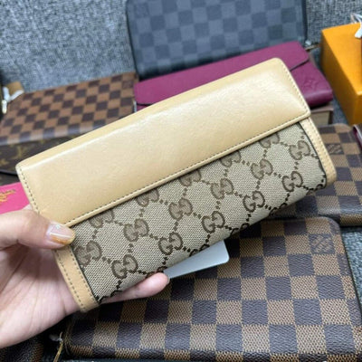 100% Authentic Gucci Leather Wallet - Luxury Cheaper LLC