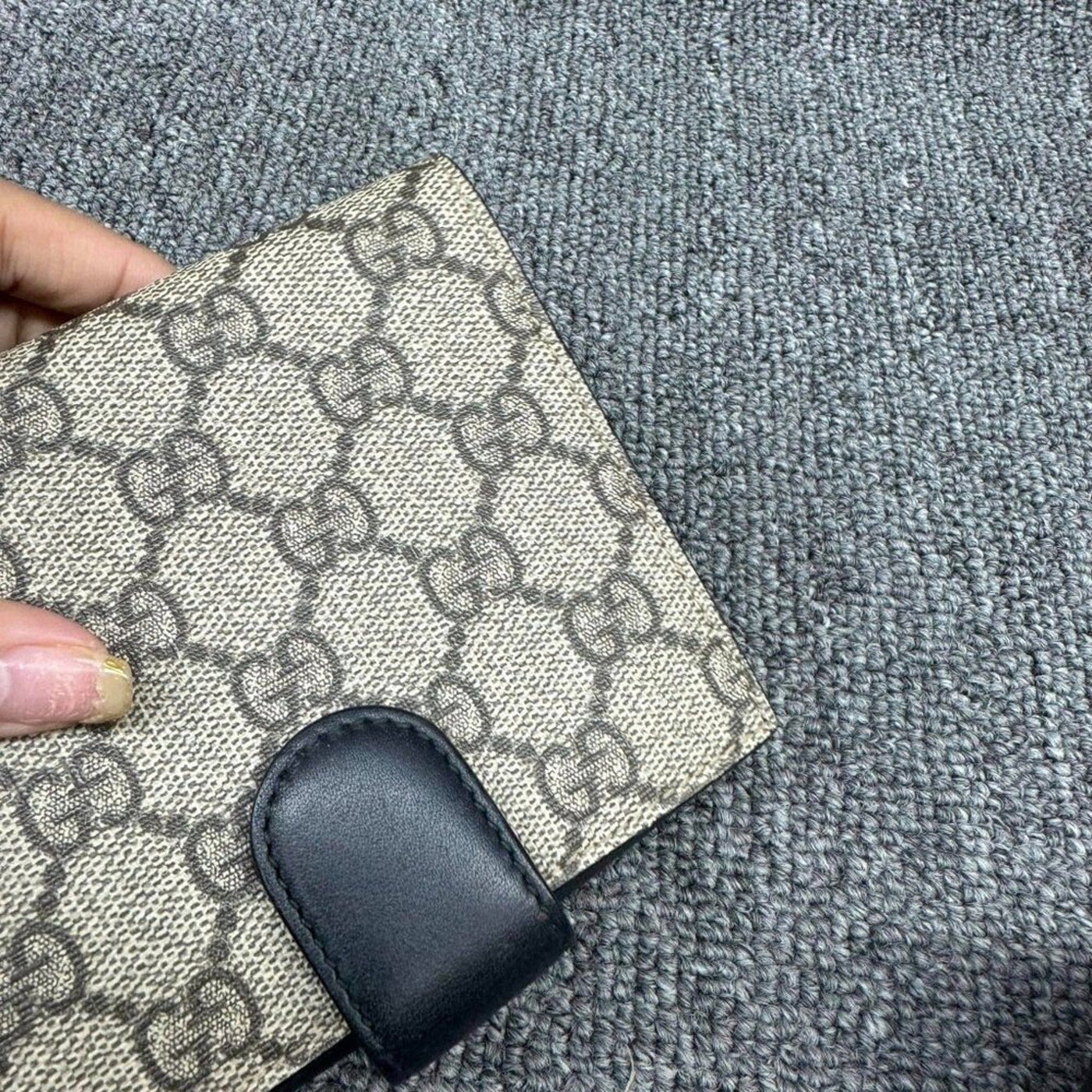 100% Authentic Gucci Leather Wallet - Luxury Cheaper LLC