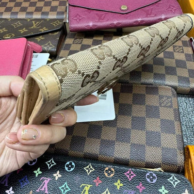 100% Authentic Gucci Leather Wallet - Luxury Cheaper LLC