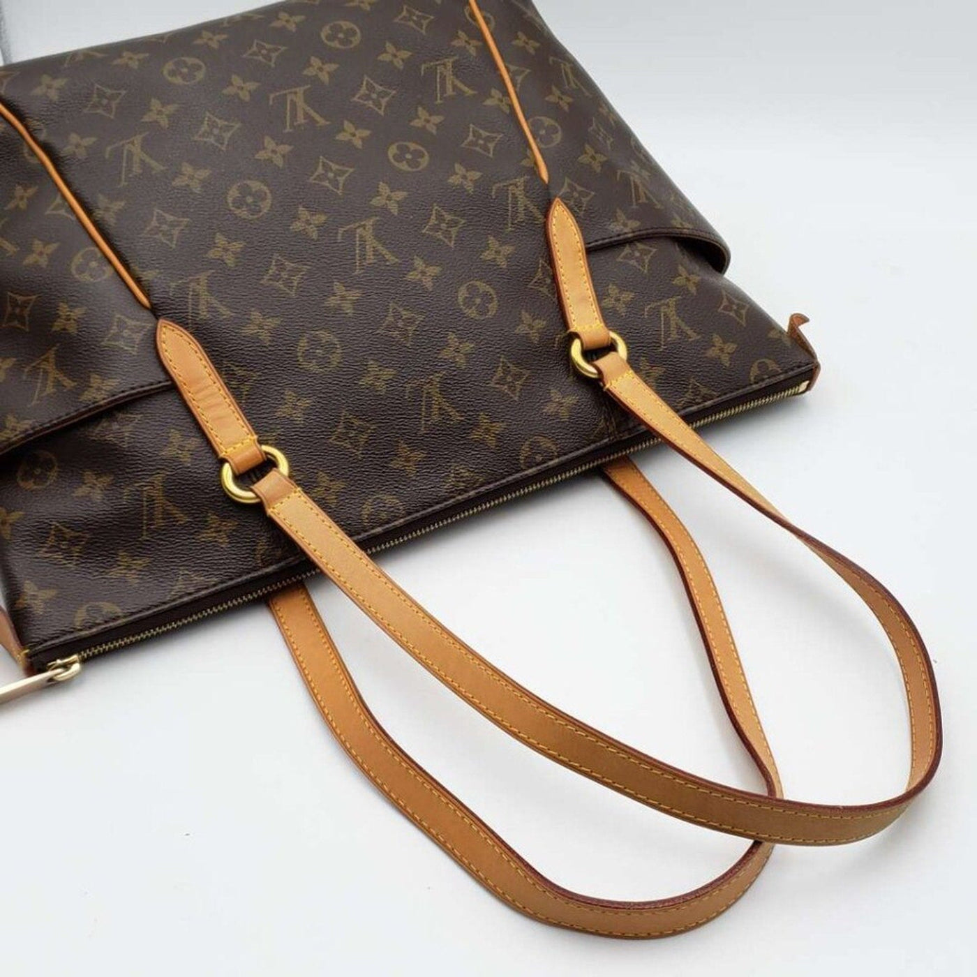 100% Authentic Louis Vuitton Totally MM Brown Monogram Shoulder Bag - Luxury Cheaper LLC