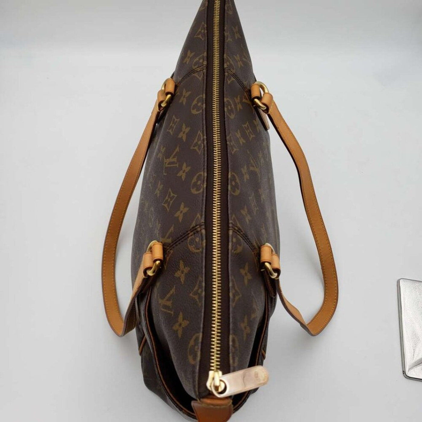 100% Authentic Louis Vuitton Totally MM Brown Monogram Shoulder Bag - Luxury Cheaper LLC