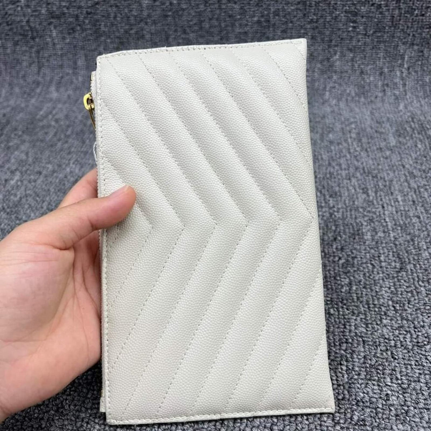 100% Authentic Saint Laurent Bill Pouch - Luxury Cheaper LLC