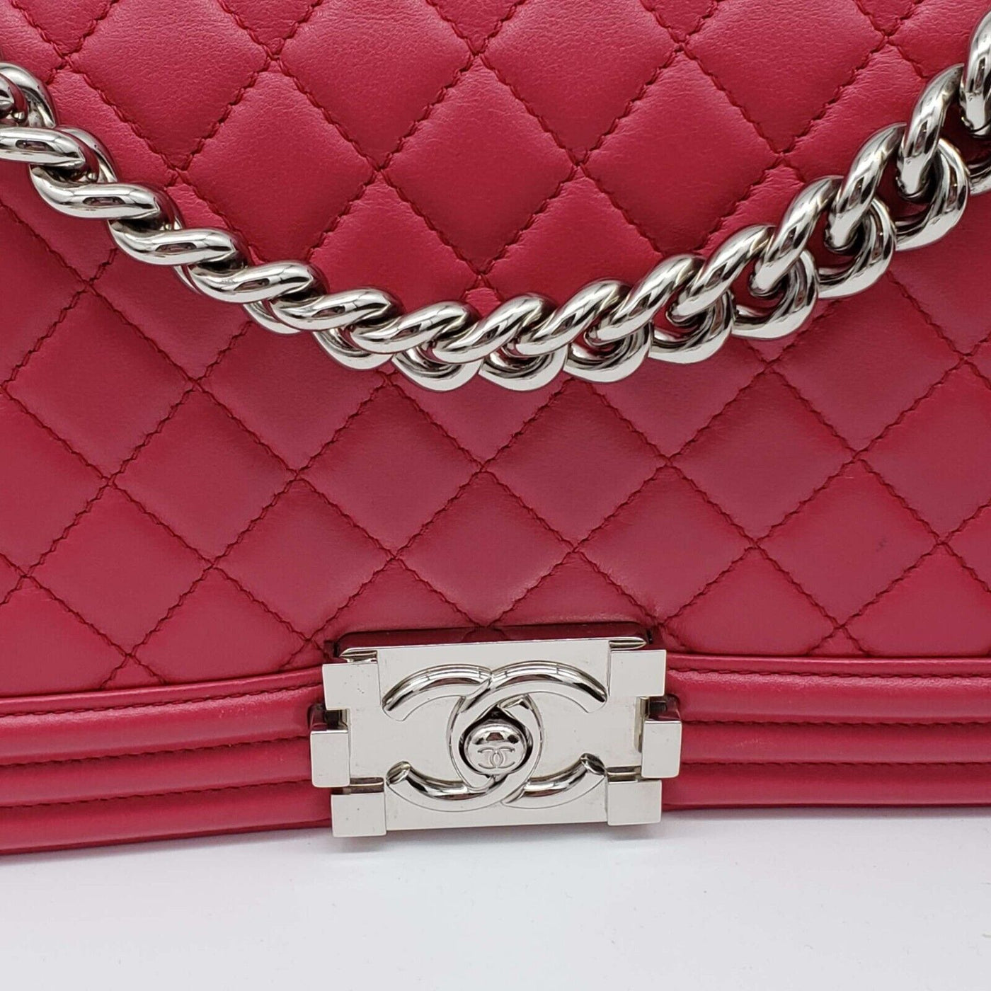 100% Authentic CHANEL Boy Leather Shoulder Bag 2550-080524