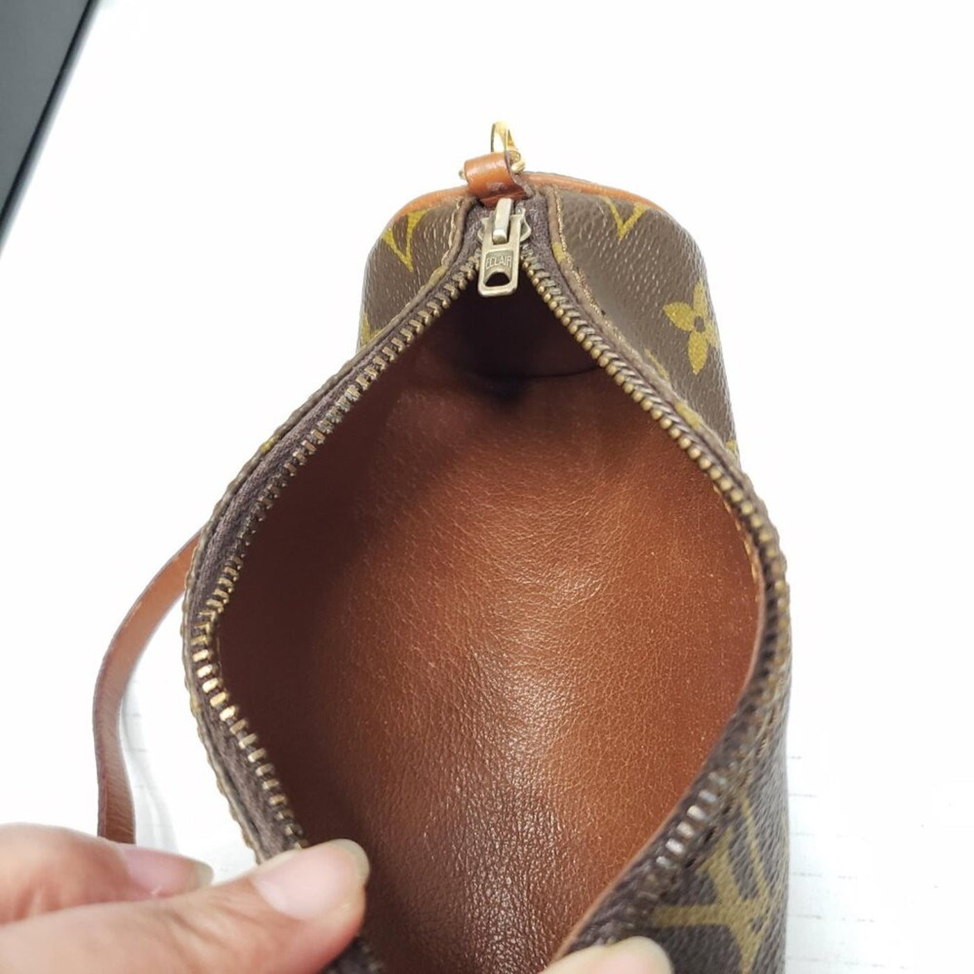 Louis Vuitton Mini Papillon Pouch  Monogram lux150-092625