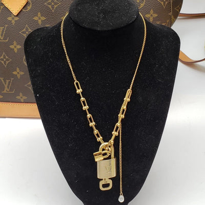 Authentic Louis Vuitton Lock & Key w/ Unbranded Gold Plated Gold Chain Necklace - Luxury Cheaper LLC