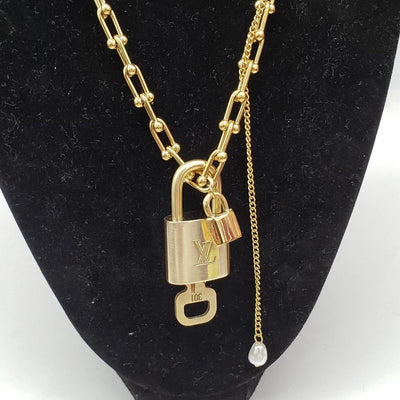 Authentic Louis Vuitton Lock & Key w/ Unbranded Gold Plated Gold Chain Necklace - Luxury Cheaper LLC