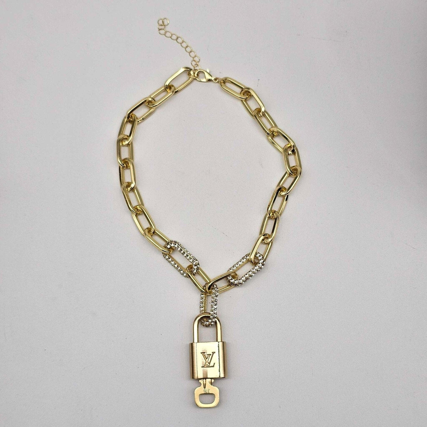 Authentic Louis Vuitton Lock & Key w/ Unbranded Gold Plated Gold Chain Necklace - Luxury Cheaper LLC