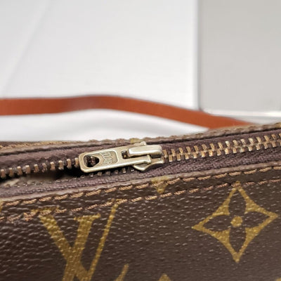 Louis Vuitton Mini Papillon Pouch  Monogram lux150-092625