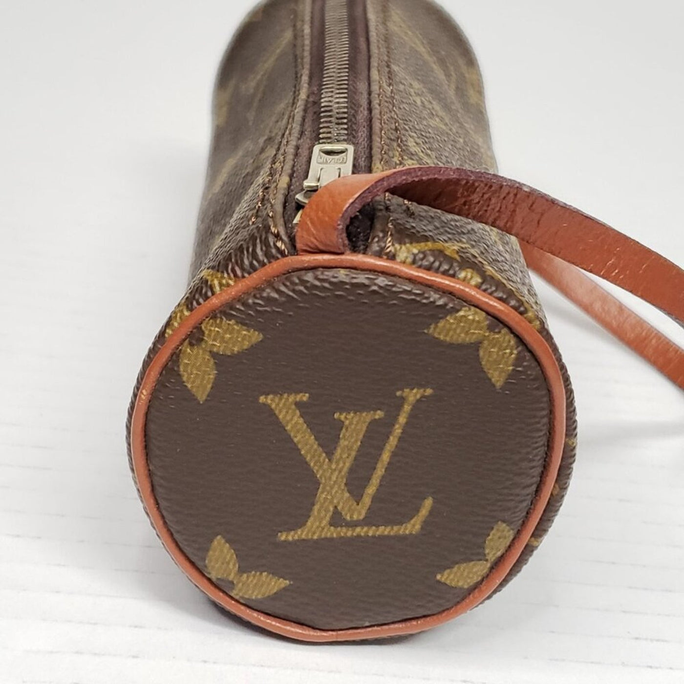 Louis Vuitton Mini Papillon Pouch  Monogram lux150-092625