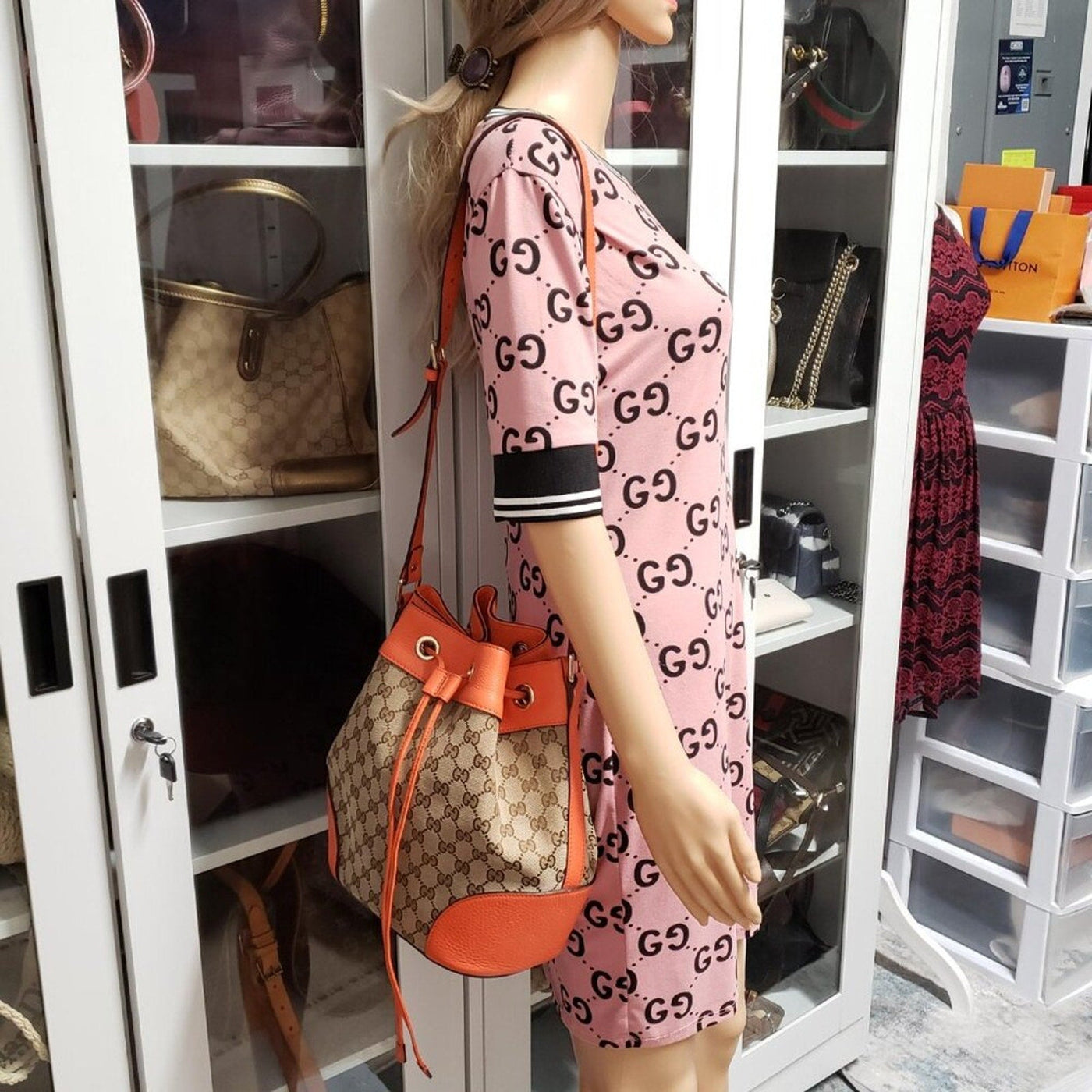 Gucci Bucket GG Canvas Medium Shoulder Bag lux530 - 101025 - Luxury Cheaper LLC