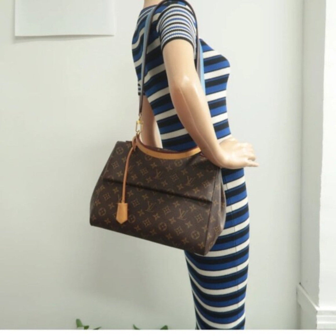 Louis Vuitton Cluny Brown Monogram Canvas Satchel - Luxury Cheaper LLC