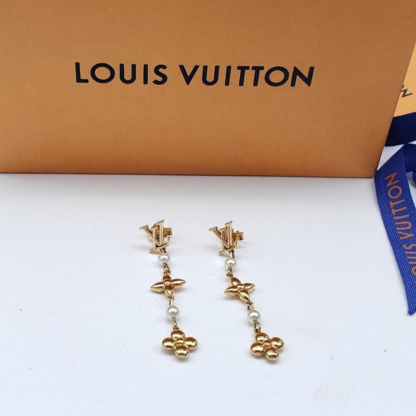 Louis Vuitton Metal Pearl Louisa Drop Earrings in gold - tone metal w/faux pearl - Luxury Cheaper LLC