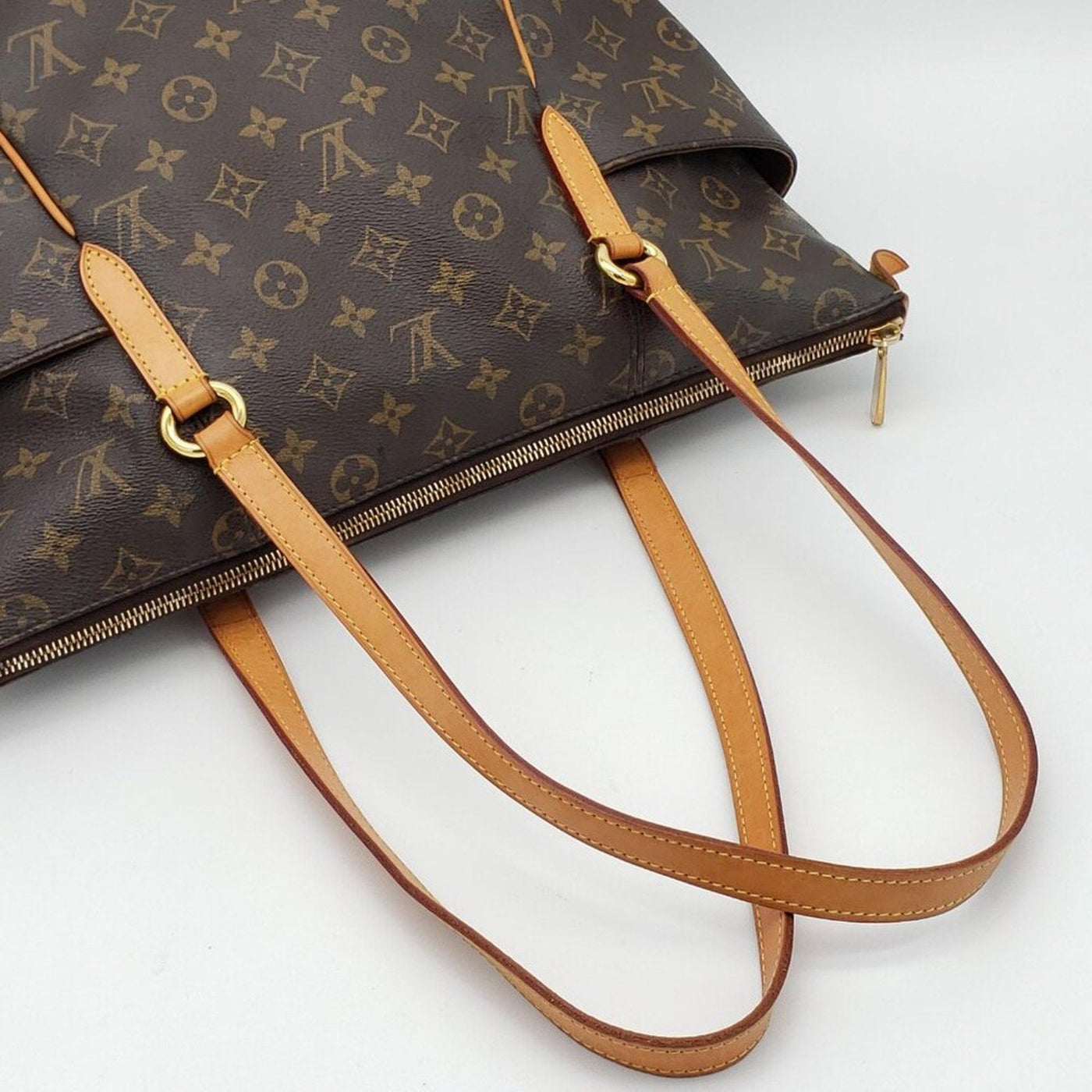 Louis Vuitton Monogram Totally MM Tote Bag lux808 - 101725 - Luxury Cheaper LLC