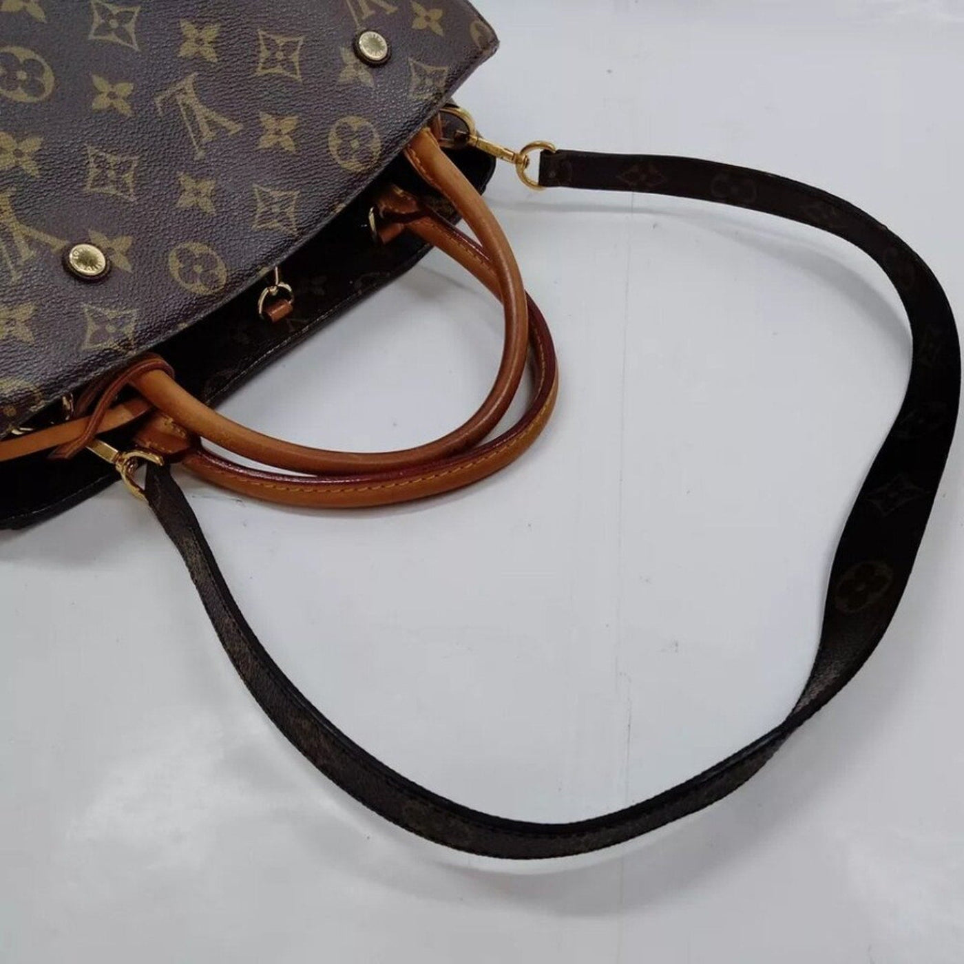 Louis Vuitton Montaigne MM Brown Monogram Hand Bag - Luxury Cheaper LLC