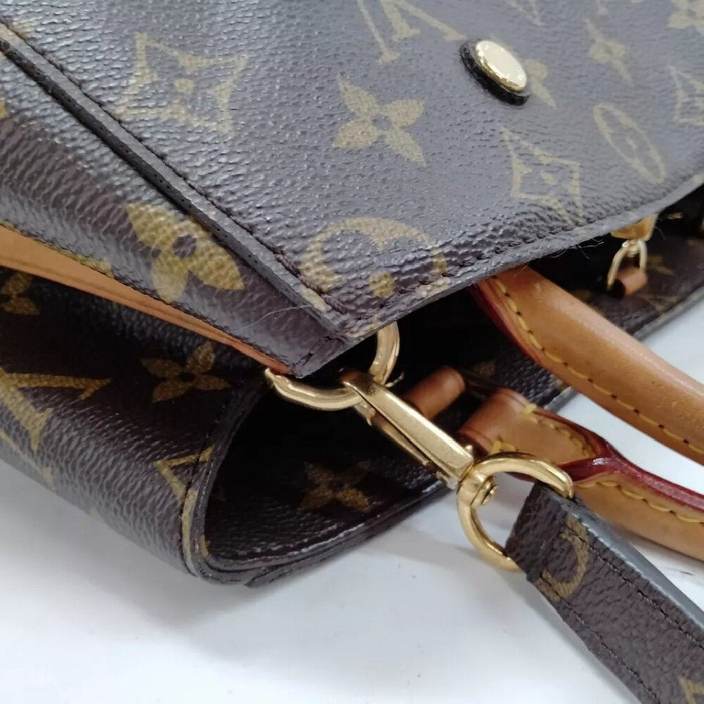 Louis Vuitton Montaigne MM Brown Monogram Hand Bag - Luxury Cheaper LLC