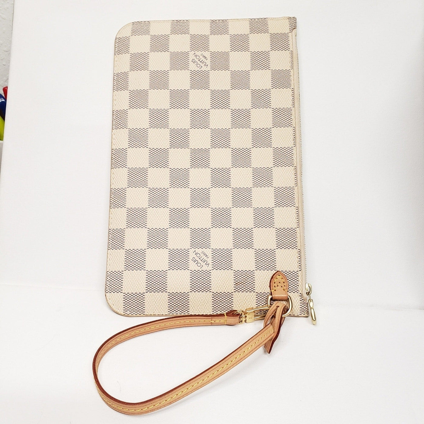 Louis Vuitton Neverfull Wristlet Clutch Damier Azur White Lux - 360 - 090225 - Luxury Cheaper LLC