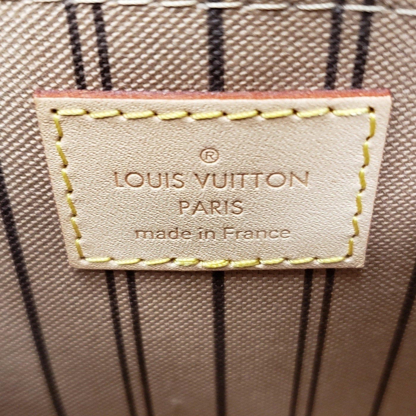 Louis Vuitton Neverfull Wristlet Clutch Monogram White Lux - 360 - 090225 - Luxury Cheaper LLC