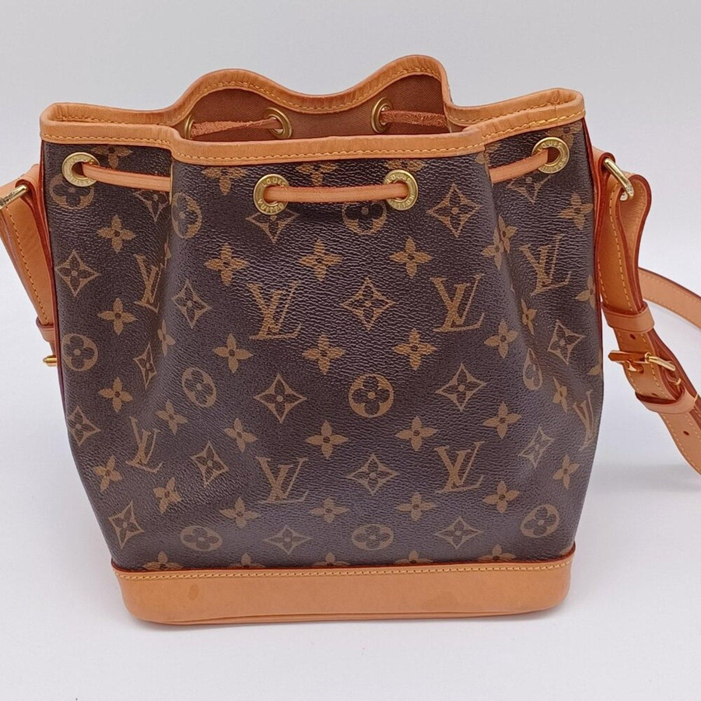 Louis Vuitton Noe Monogram Crossbody Bag lux581 - 092025 - Luxury Cheaper LLC