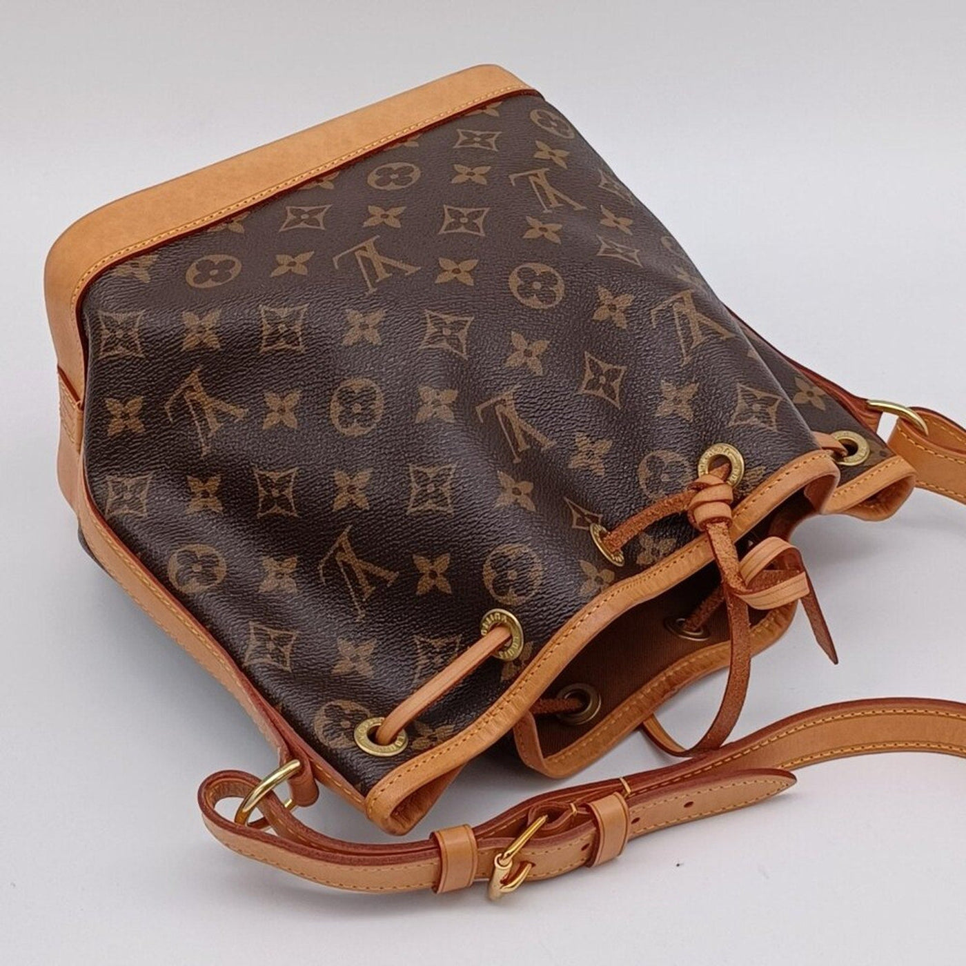 Louis Vuitton Noe Monogram Crossbody Bag lux581 - 092025 - Luxury Cheaper LLC