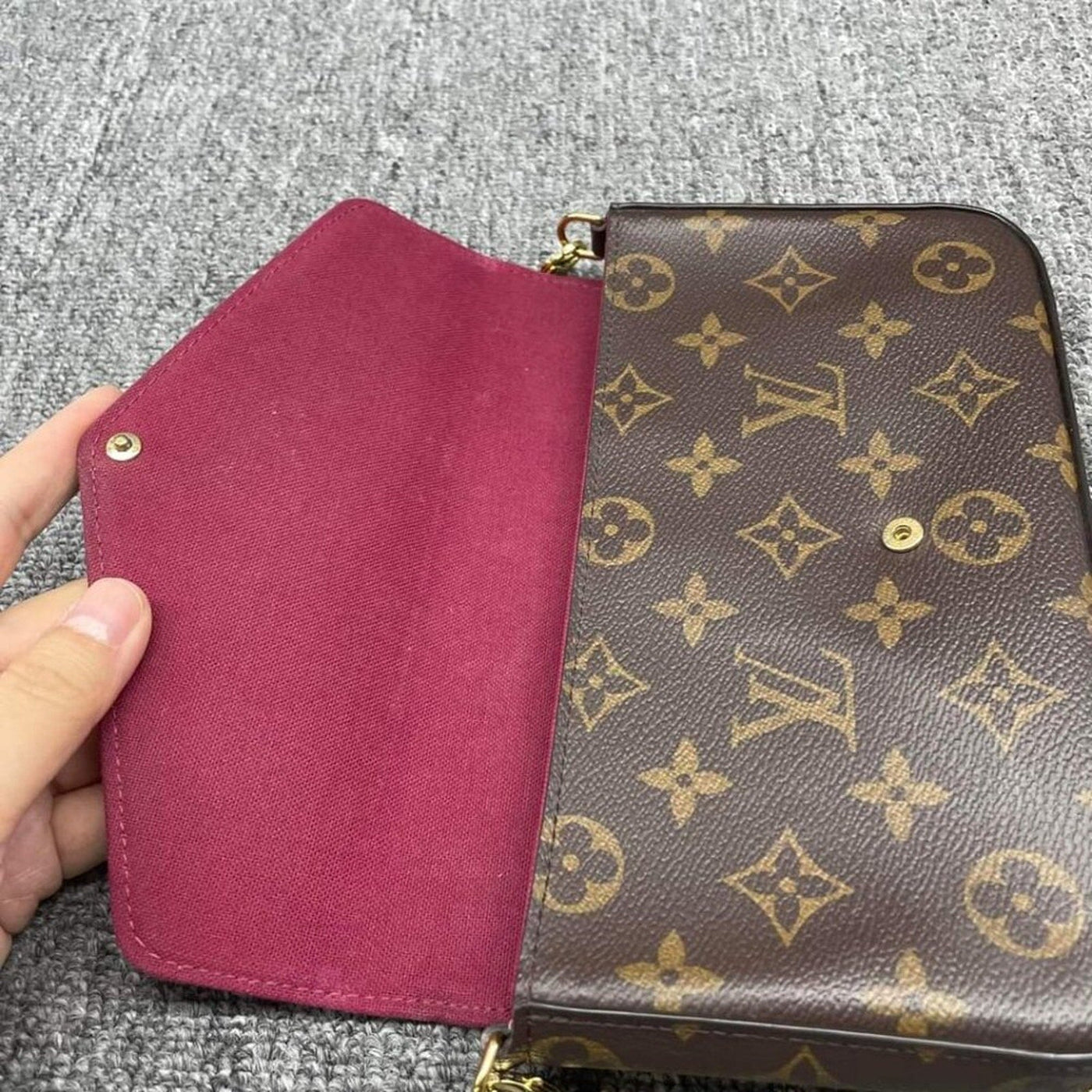 Louis Vuitton Pochette Felice W/Pouch Monogram Leather Bag - Luxury Cheaper LLC