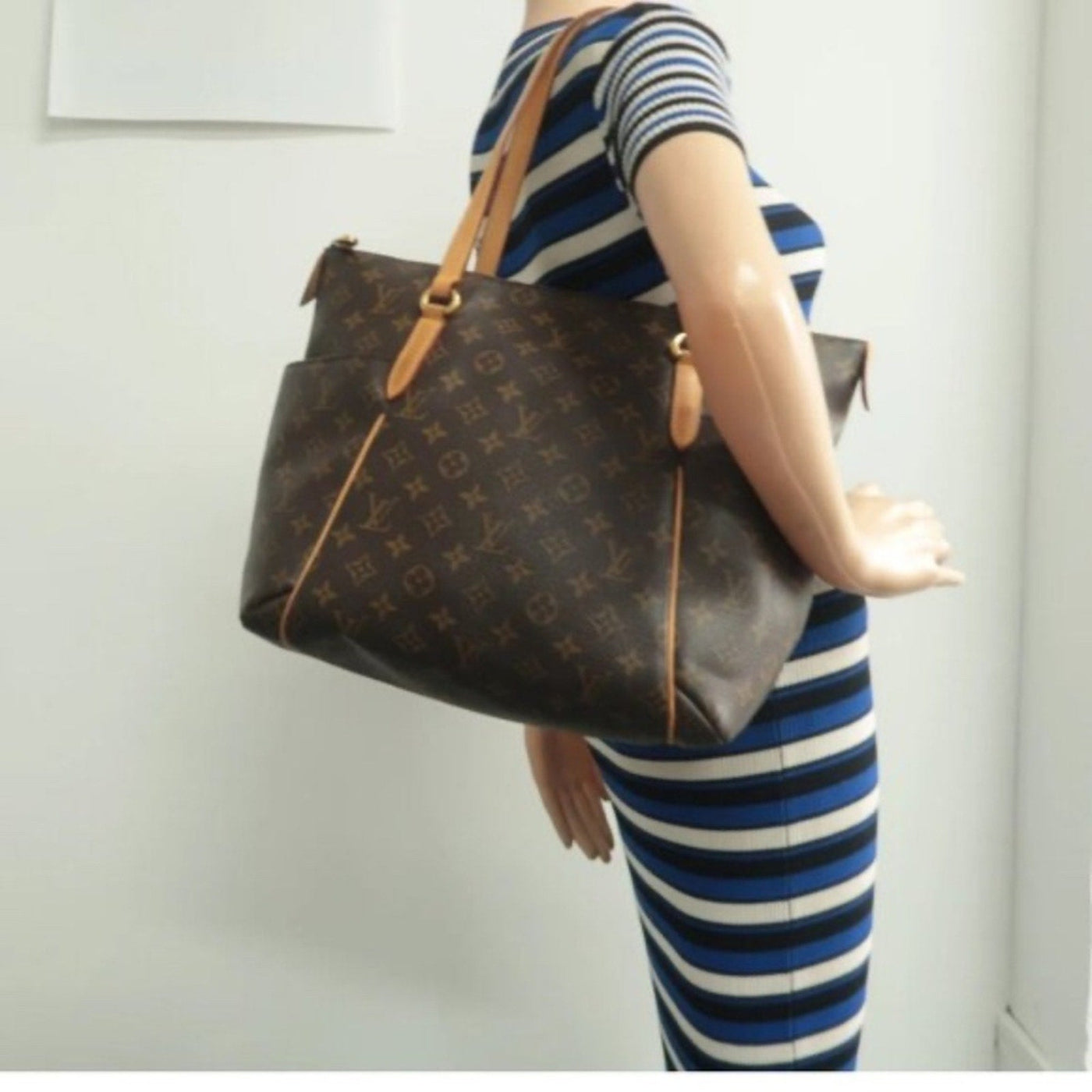 Louis Vuitton Totally Brown Monogram Canvas Shoulder Bag - Luxury Cheaper LLC