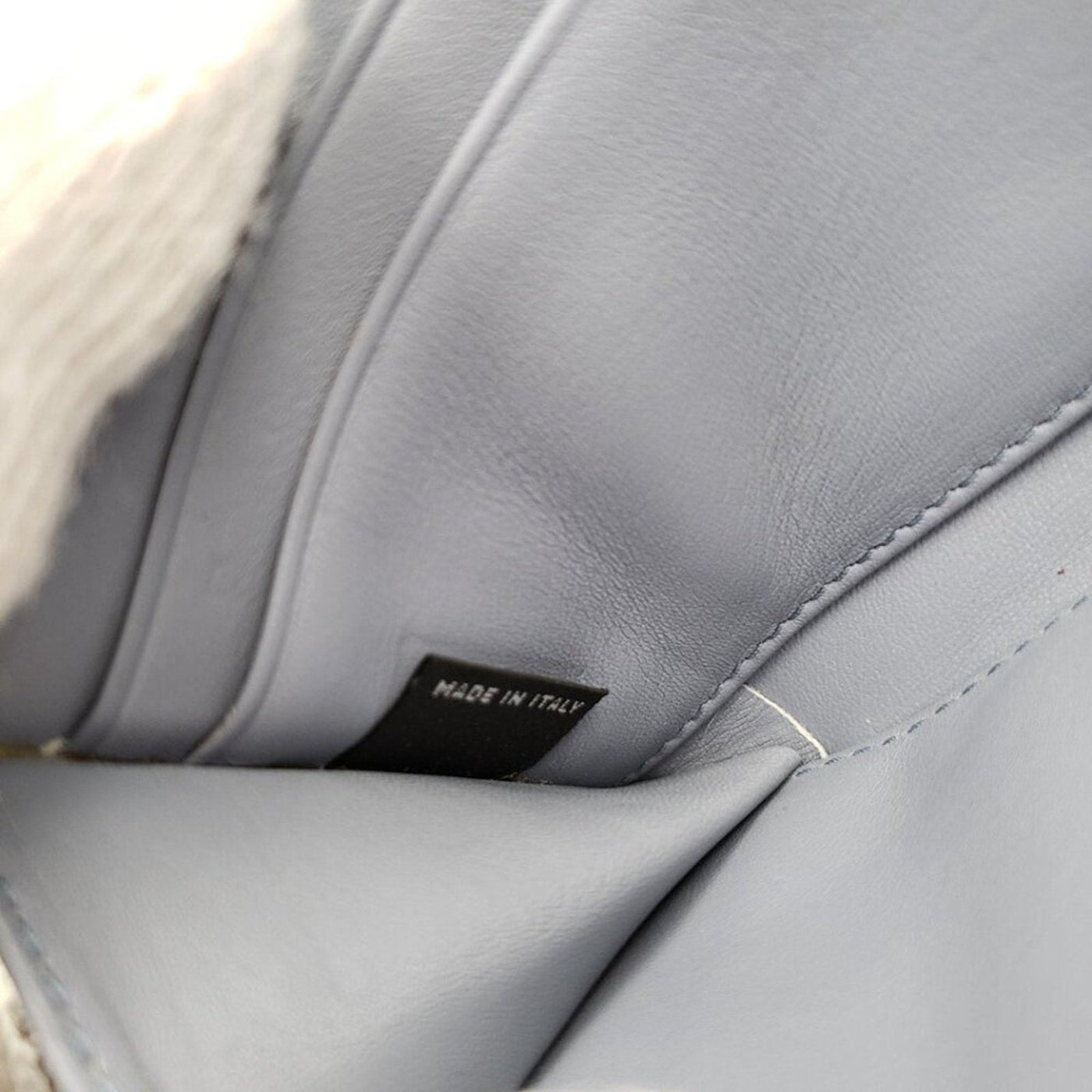 Prada Leather Zippy Wallet 135 - 102025 - Luxury Cheaper LLC