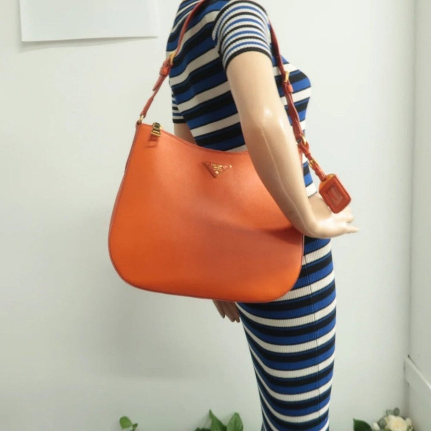 Prada Orange leather Shoulder Bag - Luxury Cheaper LLC