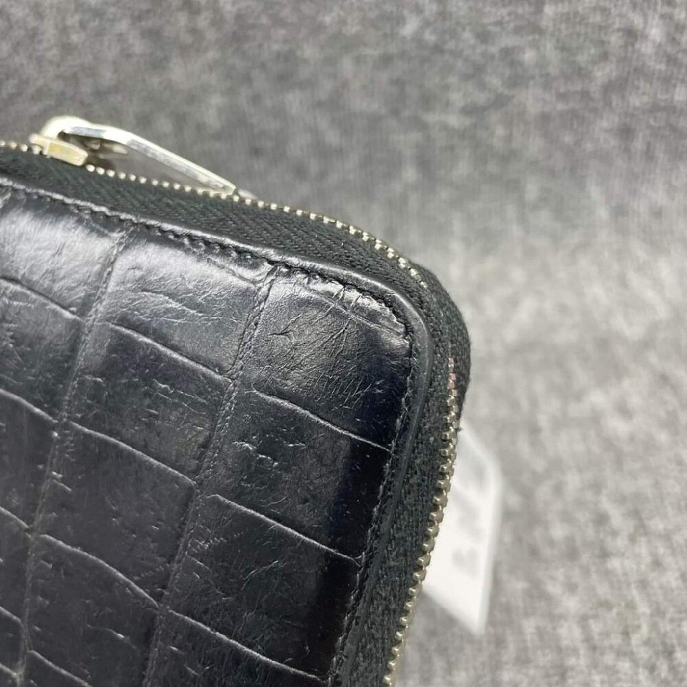 YSL Yves Saint Laurent Zippy Black Wallet lux340 - 100125 - Luxury Cheaper LLC