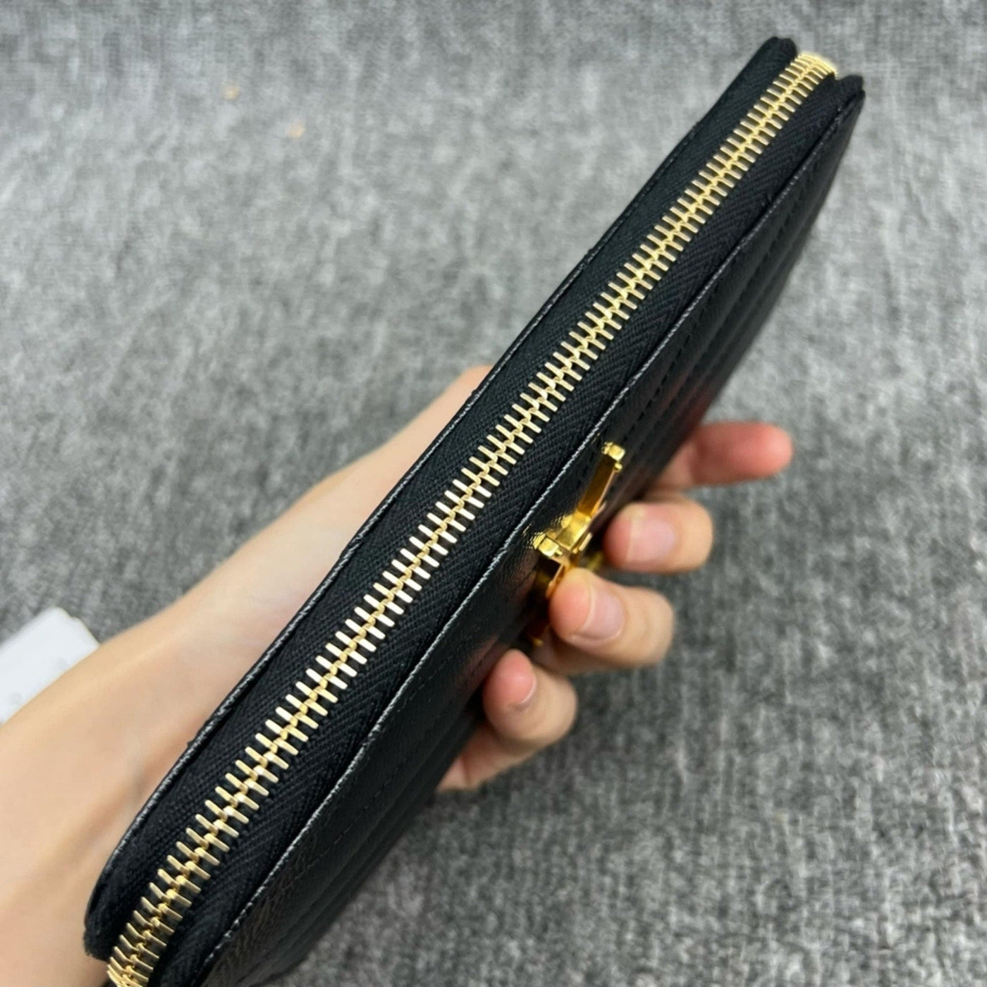 YVES SAINT LAURENT PARIS ZIPPY WALLET - Luxury Cheaper LLC