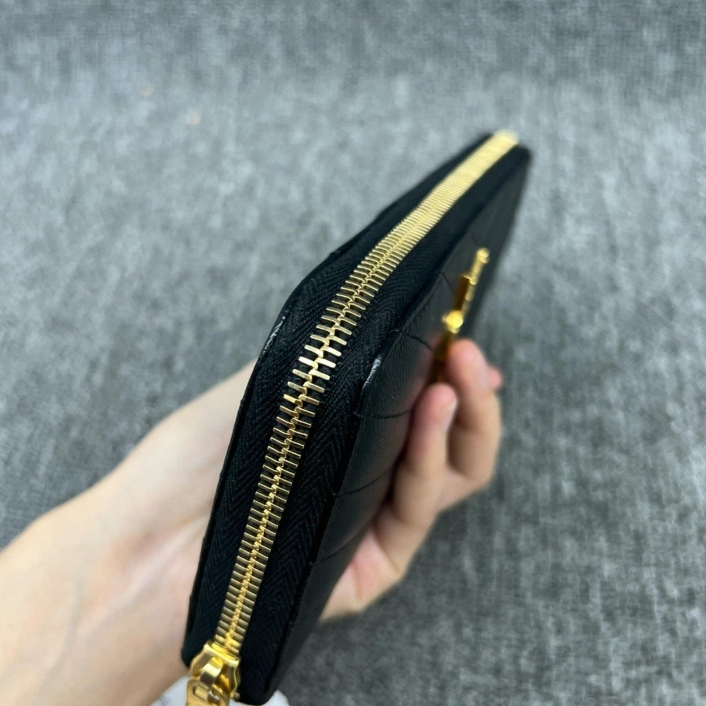 YVES SAINT LAURENT PARIS ZIPPY WALLET - Luxury Cheaper LLC