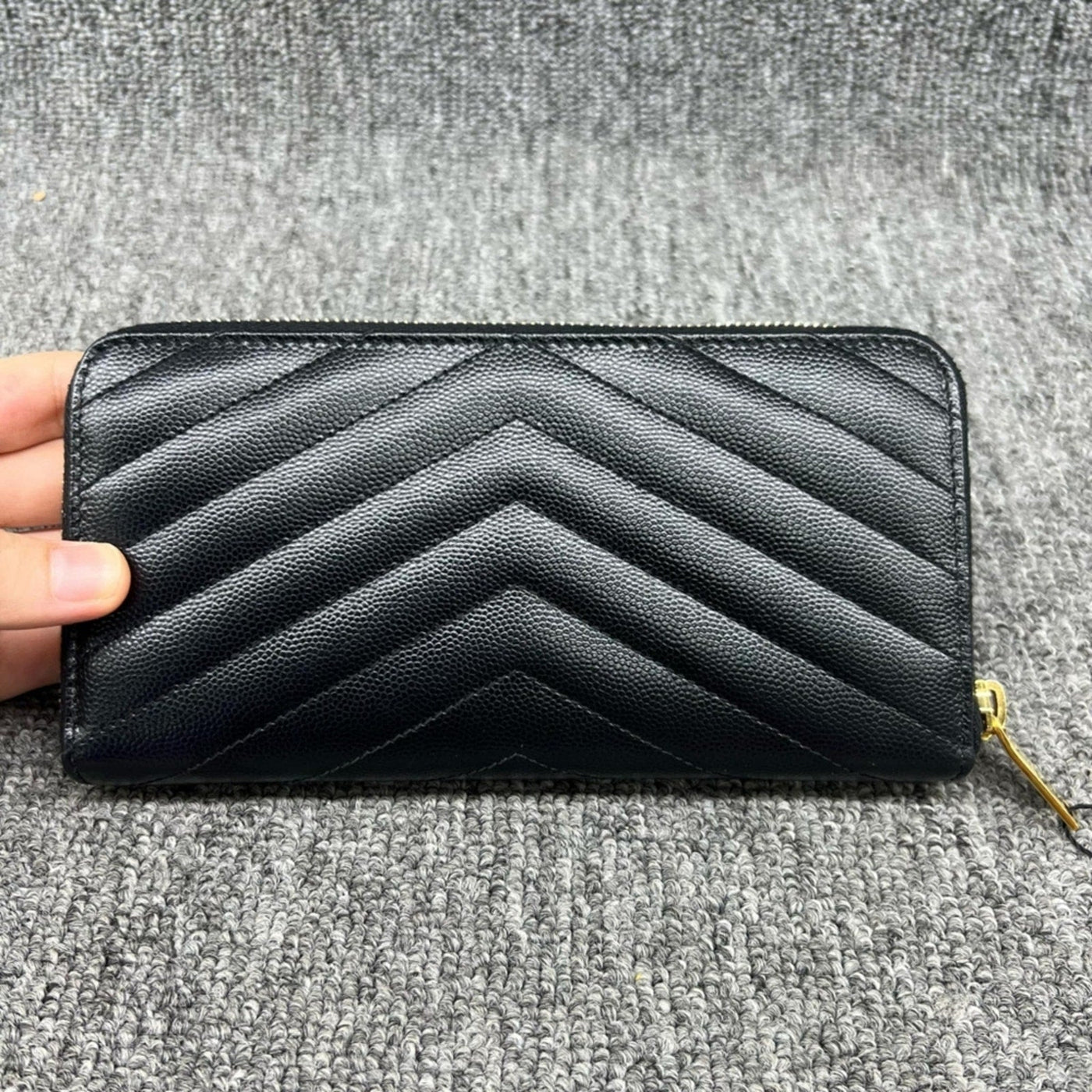 YVES SAINT LAURENT PARIS ZIPPY WALLET - Luxury Cheaper LLC