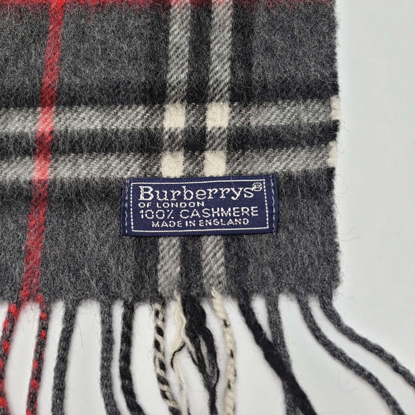 Burberry Classic Scarf 100% Cashmere - Luxury Cheaper