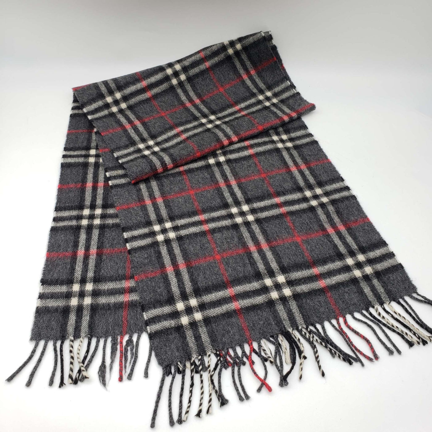 Burberry Classic Scarf 100% Cashmere - Luxury Cheaper