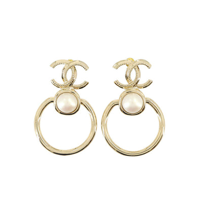 CHANEL Coco Logos Imitation Pearl Earrings Gold B22C Pierced - Luxury Cheaper