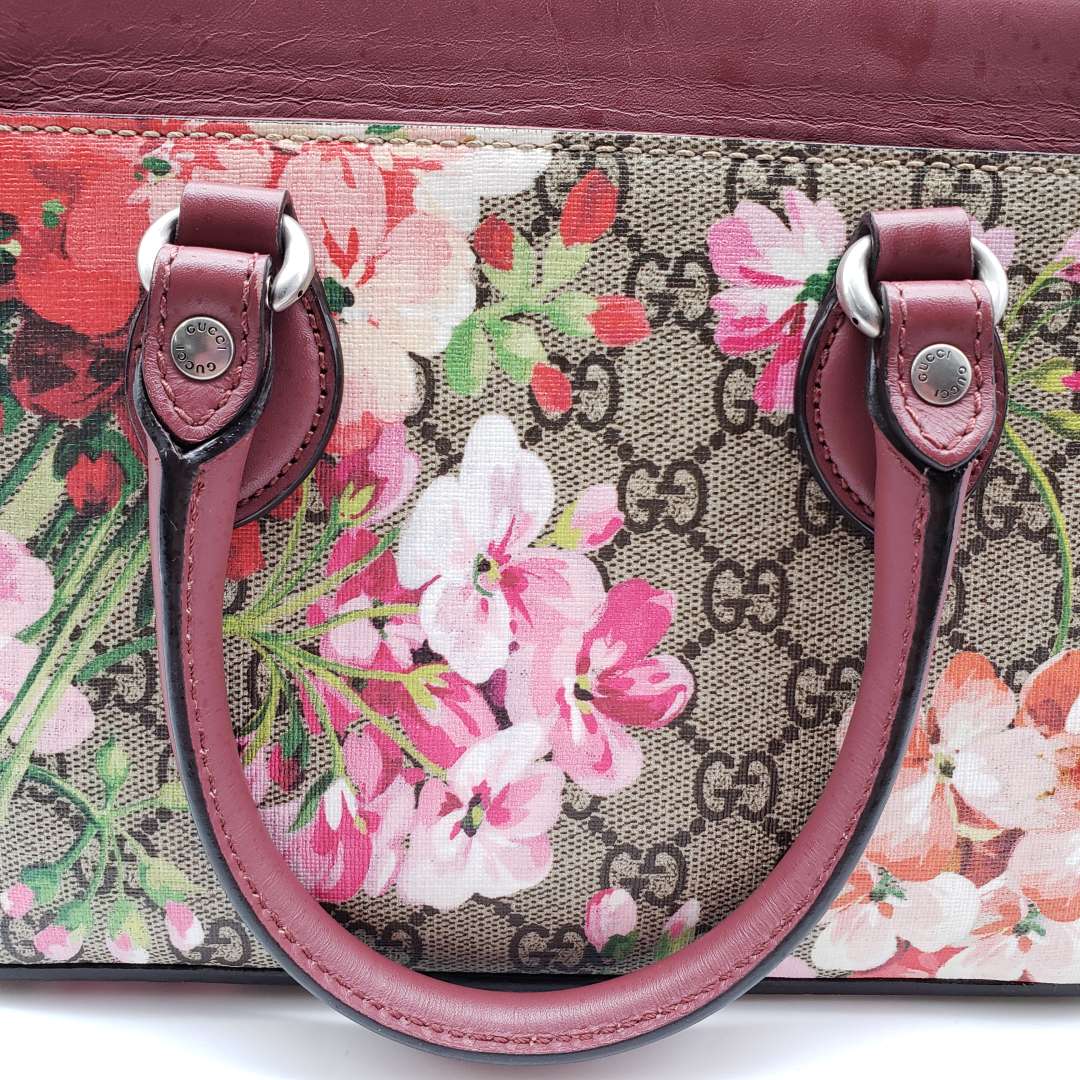 Gucci Bloom Pink Shoulder Bag – Luxury Cheaper
