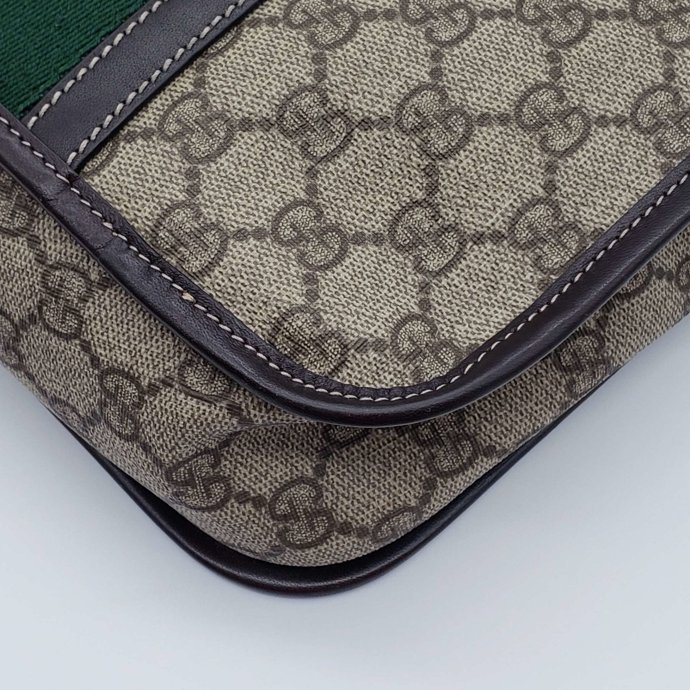 Gucci GG Messenger Crossbody Bag - Luxury Cheaper