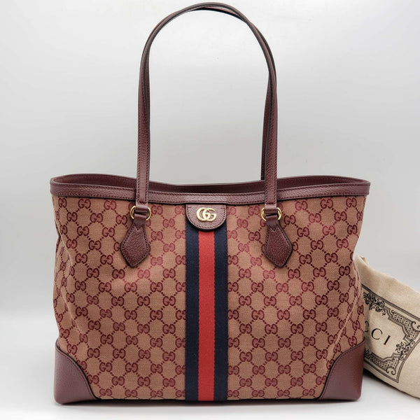 Chanel, Gucci, Hermès, Louis Vuitton - One-Off Luxury on