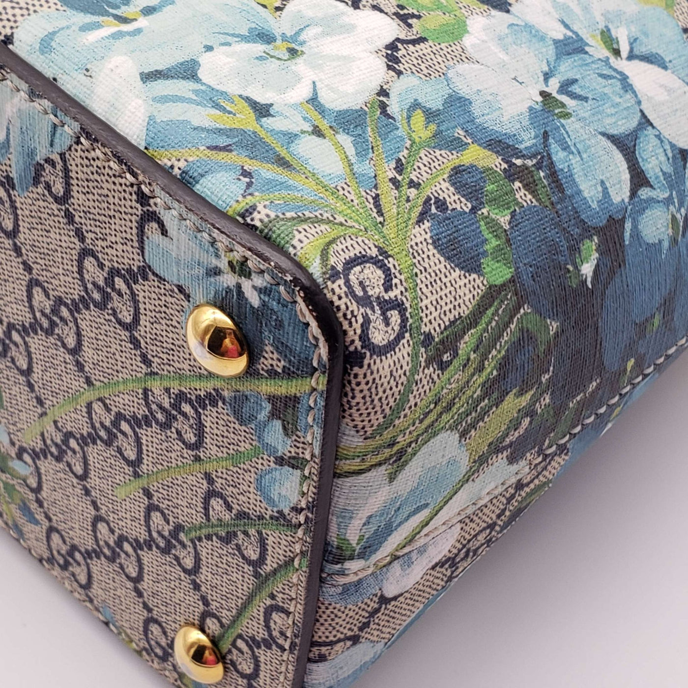 Gucci Supreme Floral Bloom Blue Hand Bag and Shoulder Bag - Luxury Cheaper