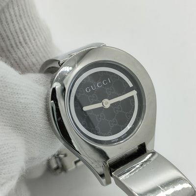 Gucci Watch 6700L Black X Silver Bangle Watch - Luxury Cheaper