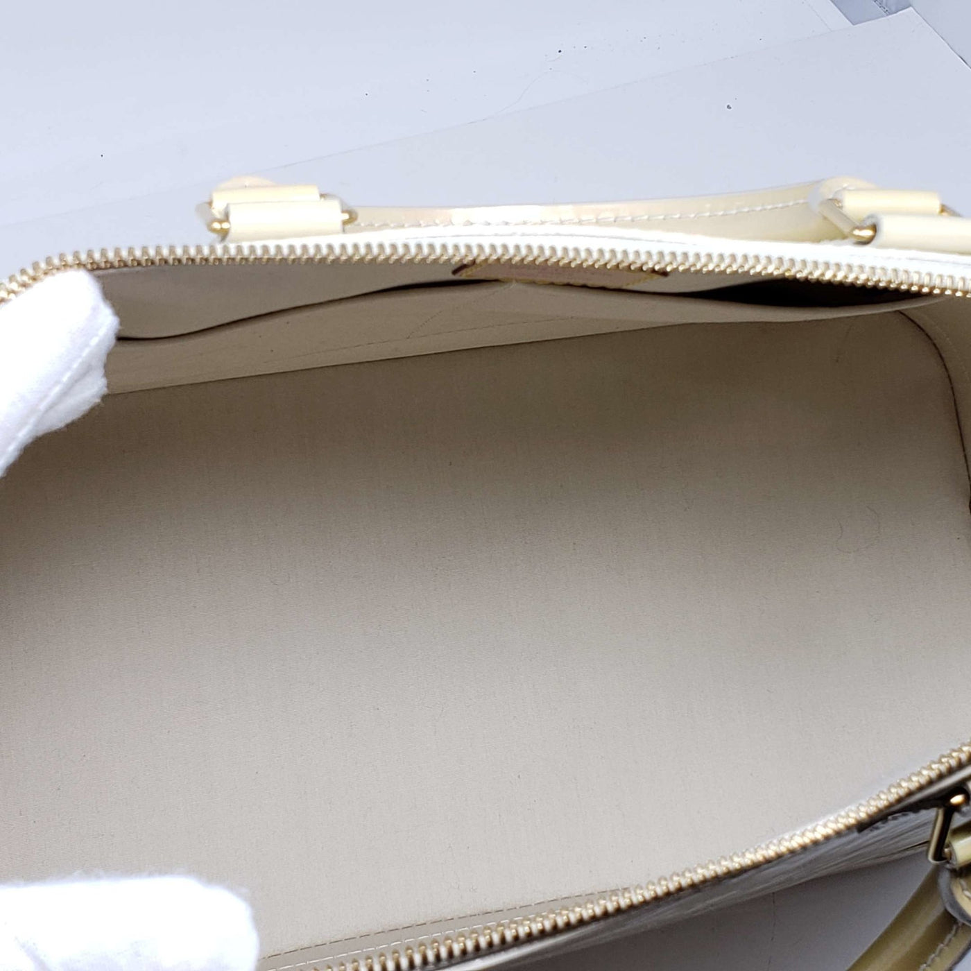 Louis Vuitton Alma GM Vernis Hand Bag | Luxury Cheaper.